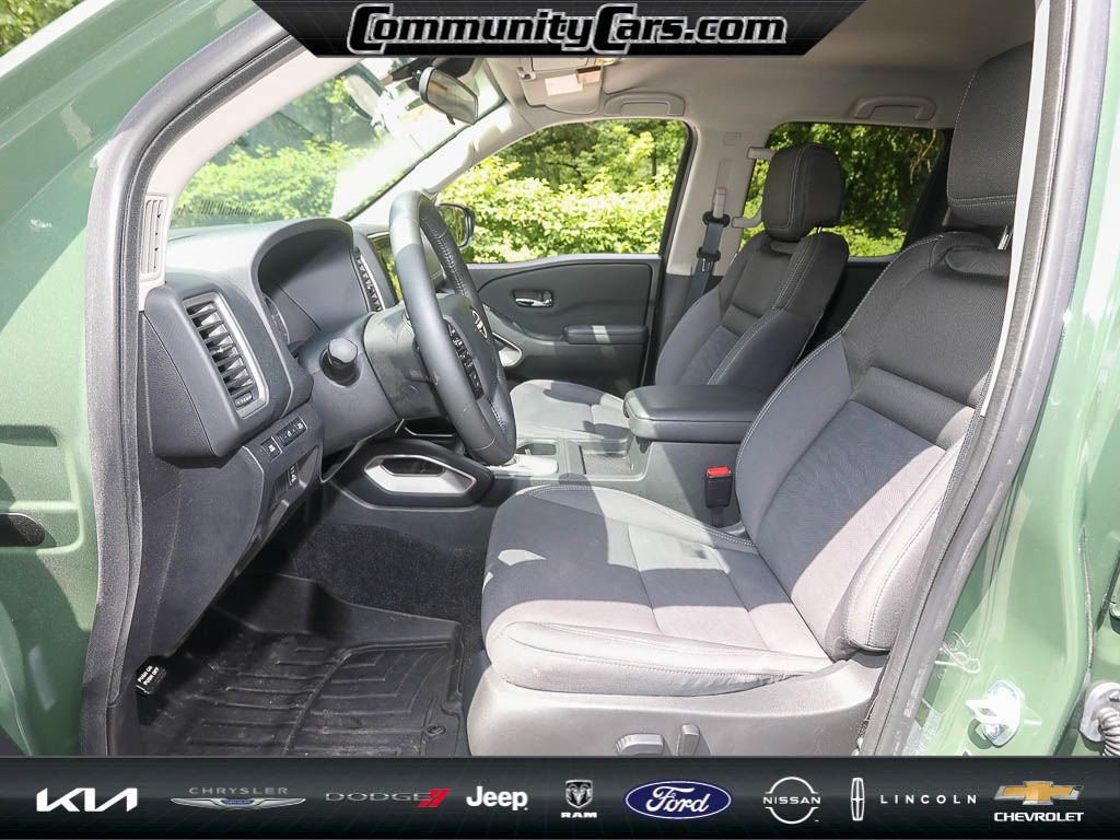 Used 2023 Nissan Frontier SV w/ SV Convenience Package image 13