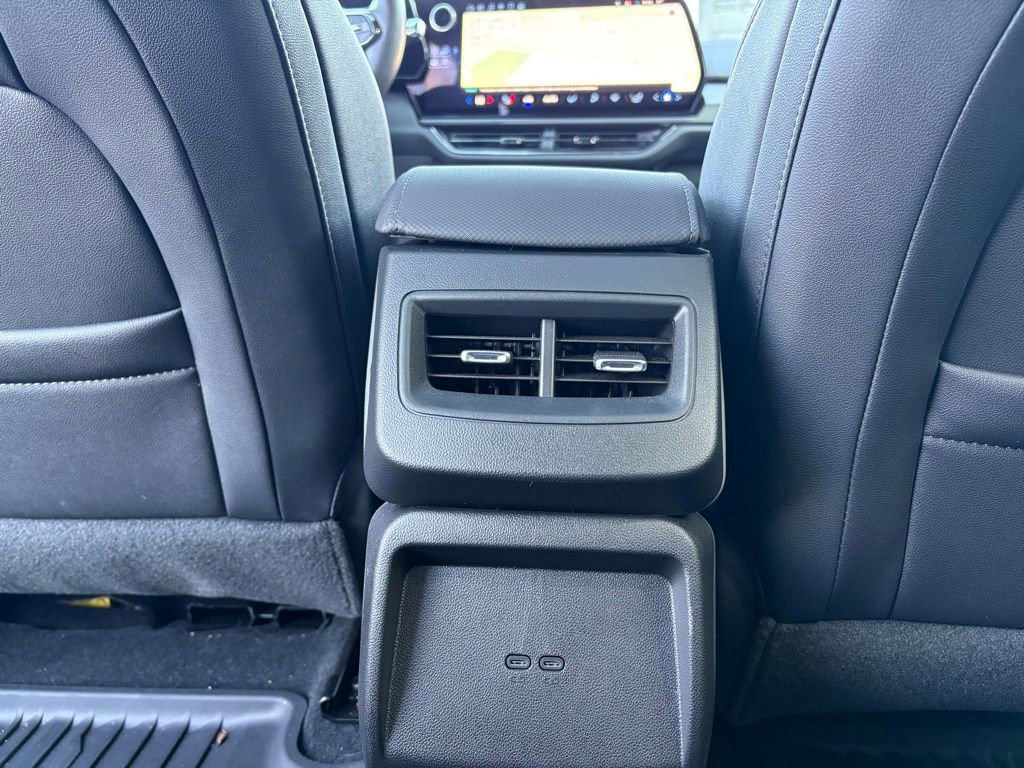 Used 2025 Chevrolet Equinox EV RS image 44