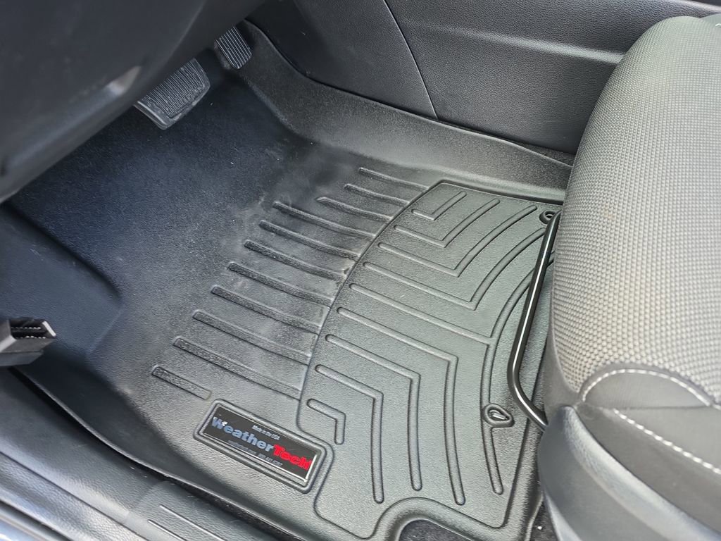 Used 2023 Kia Forte LXS image 16