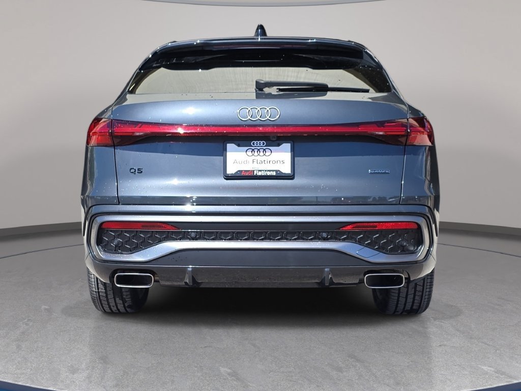 Used 2025 Audi Q5 Prestige w/ 20" Wheel Package AWD/4WD image 7