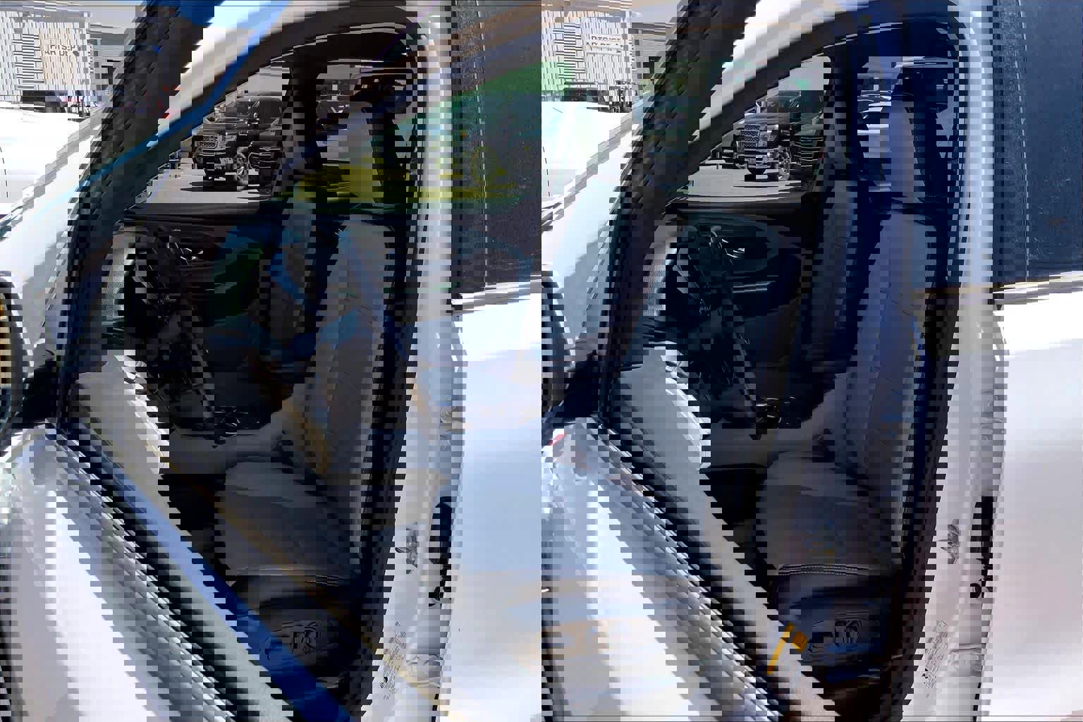 Used 2019 GMC Terrain SLT w/ Preferred Package image 8