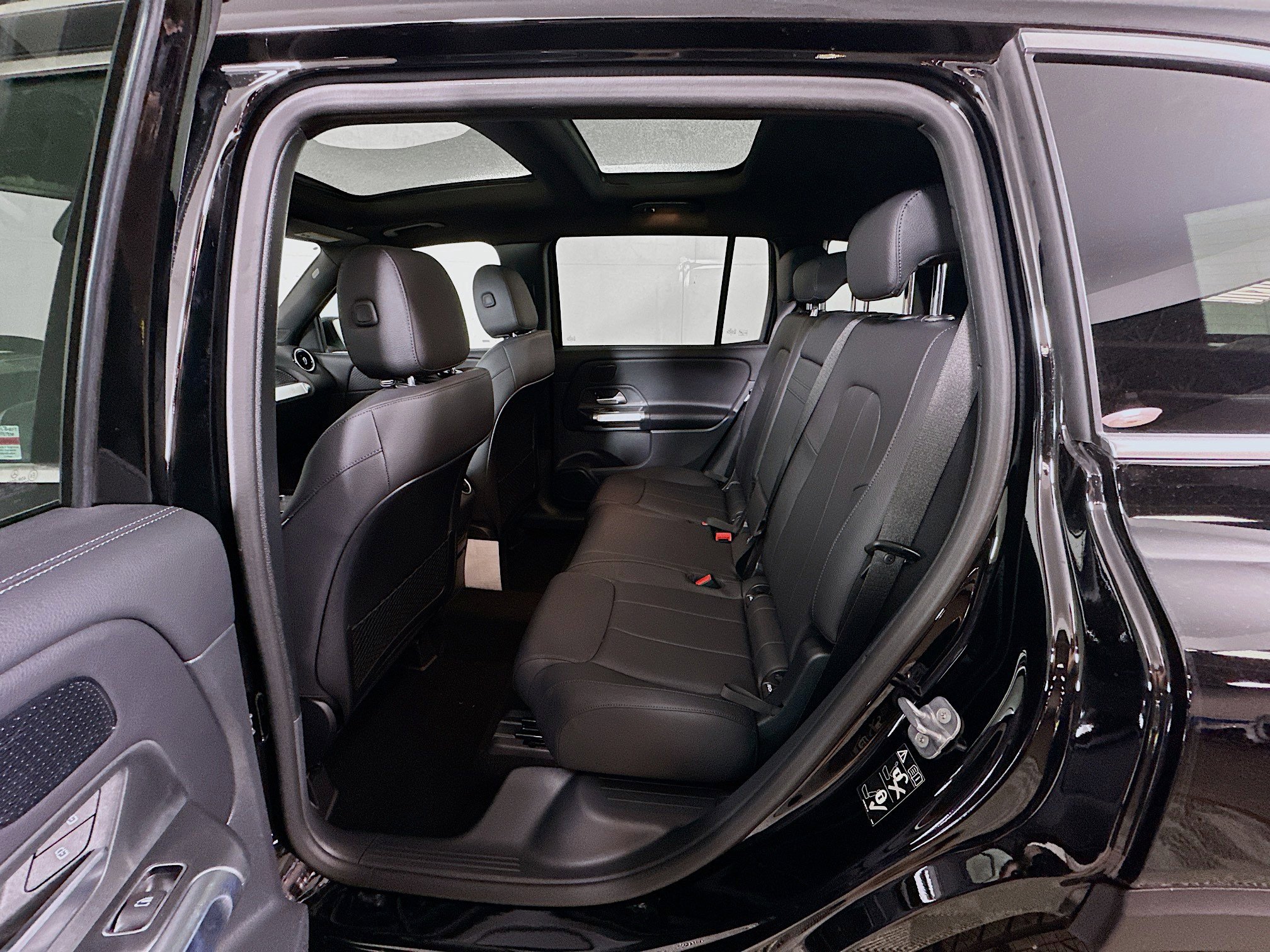 New 2026 Mercedes-Benz GLB 250 4MATIC image 24