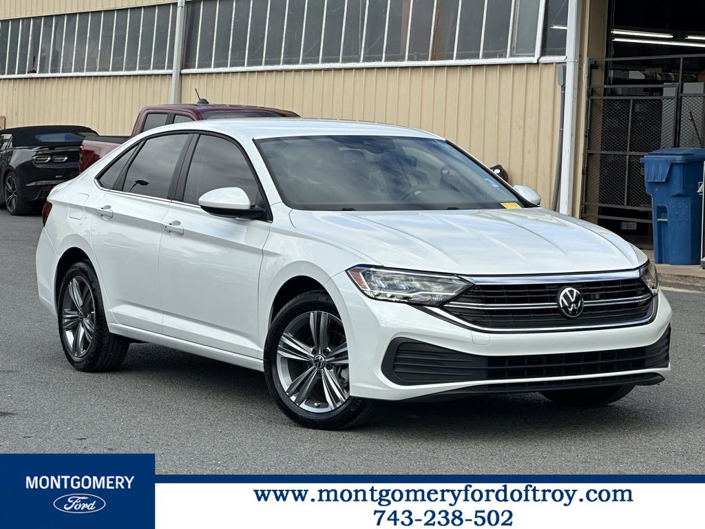 Used 2024 Volkswagen Jetta SE