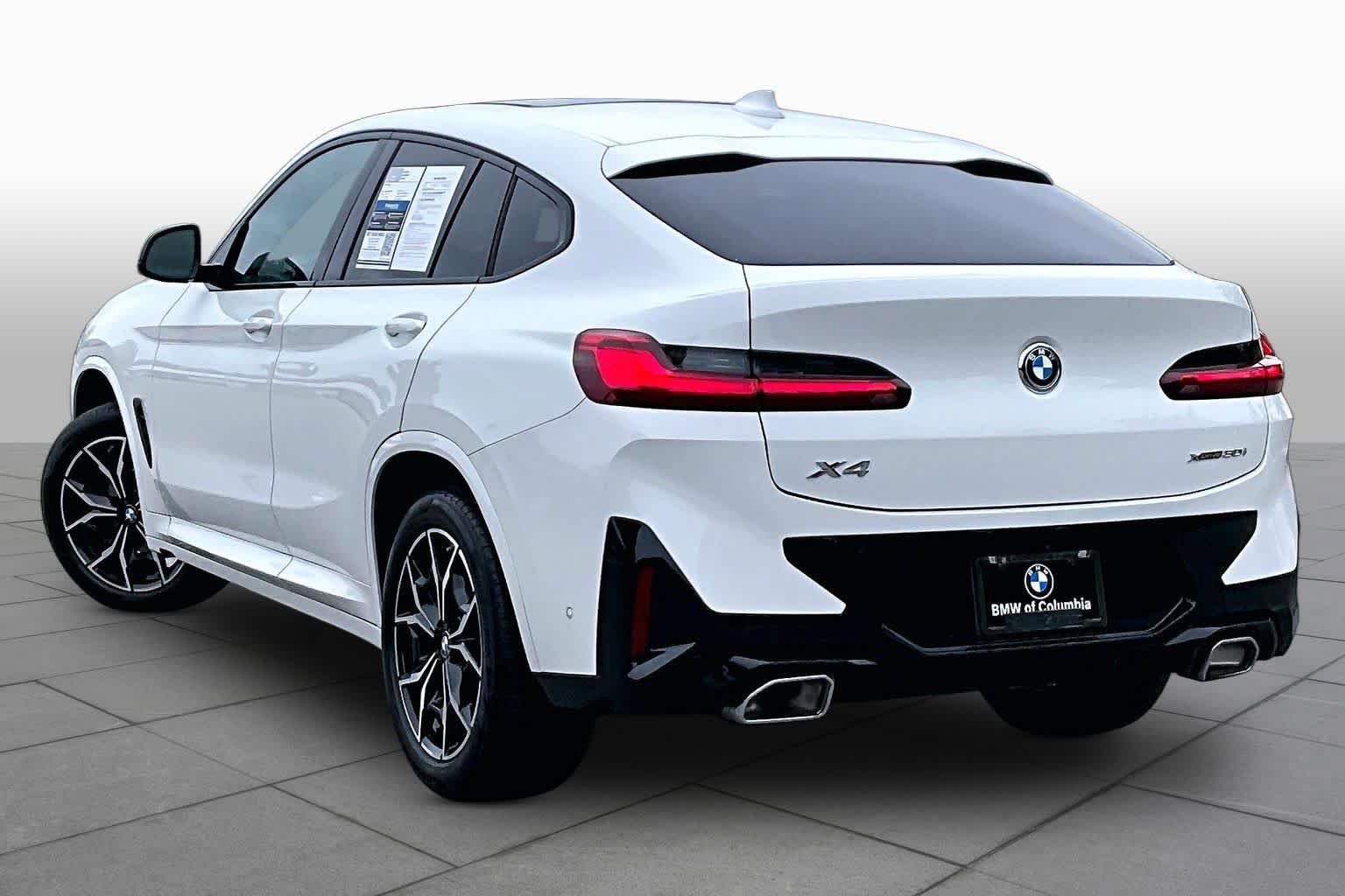 Certified 2025 BMW X4 xDrive30i AWD/4WD image 11
