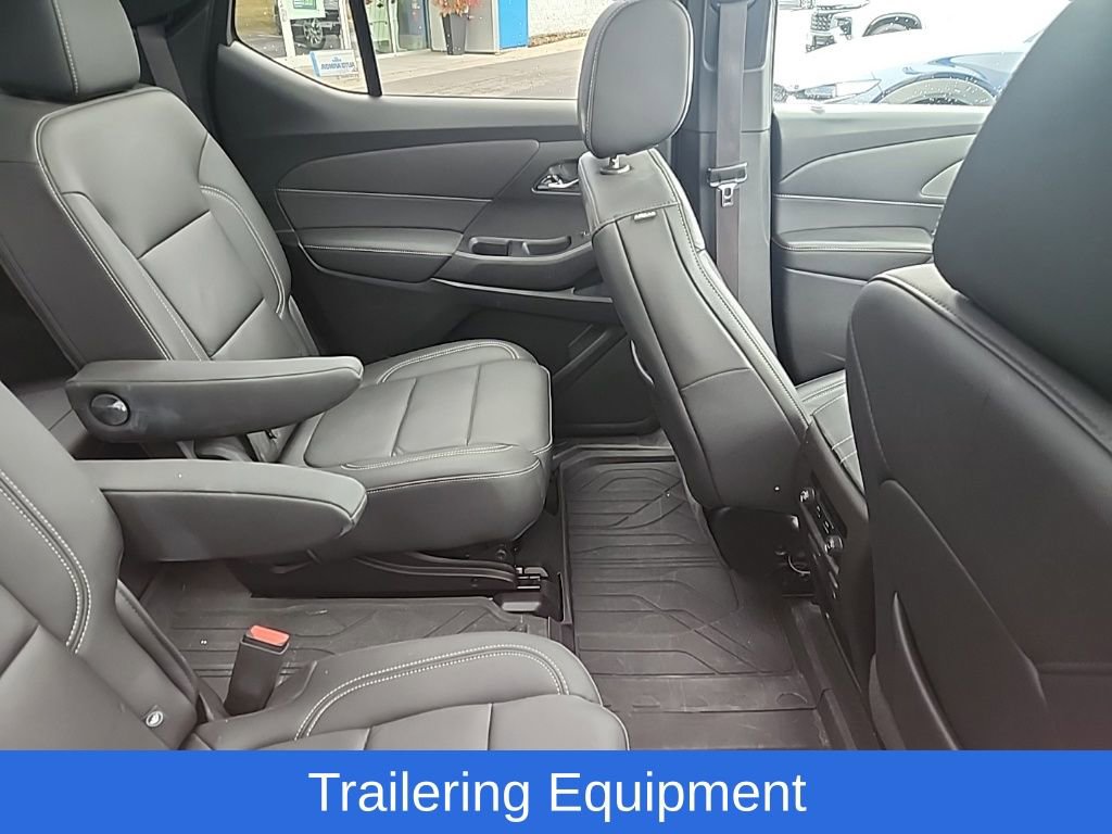 Used 2022 Chevrolet Traverse LT w/ LT Premium Package image 18