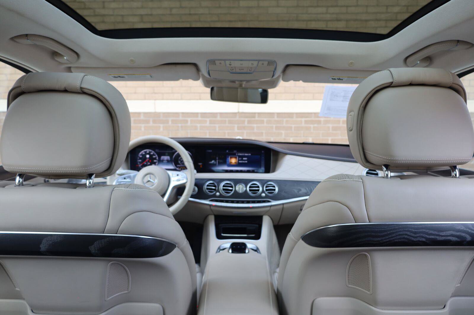 Used 2018 Mercedes-Benz S 560 Sedan image 29