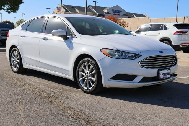 Used 2017 Ford Fusion SE