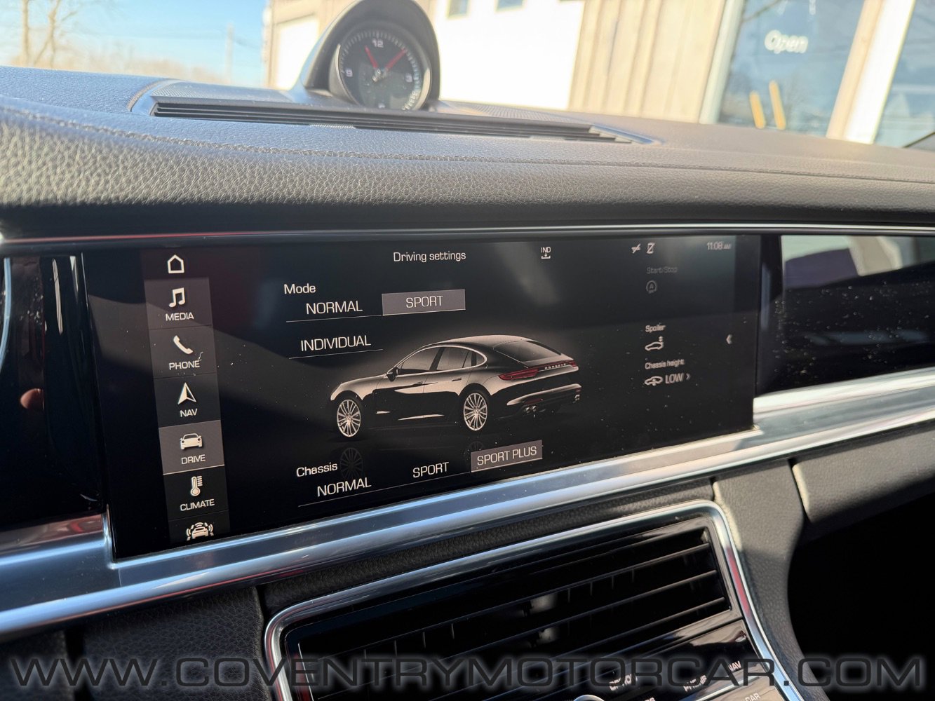 Used 2017 Porsche Panamera 4 image 29