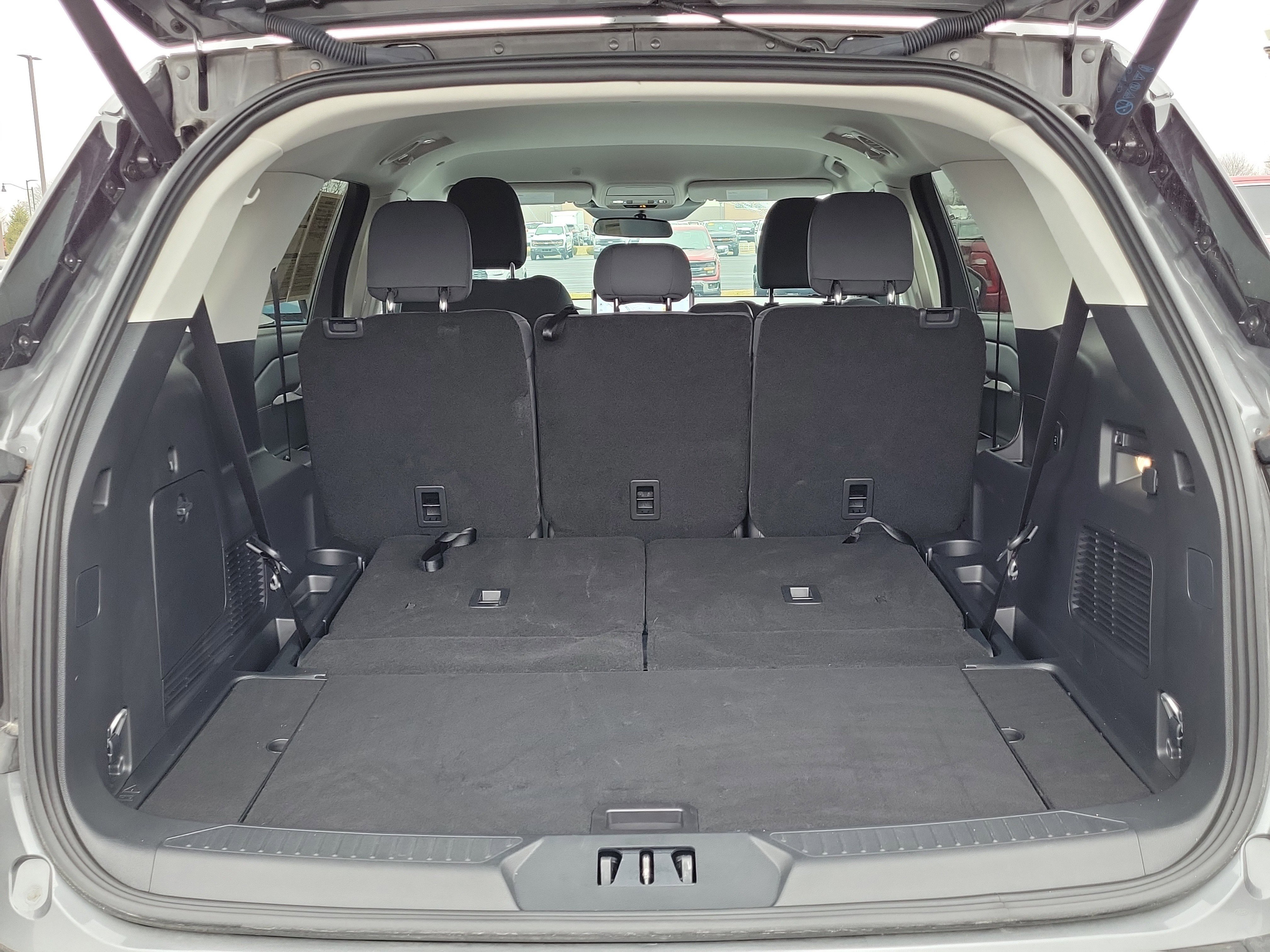 Certified 2025 Ford Explorer Active image 8