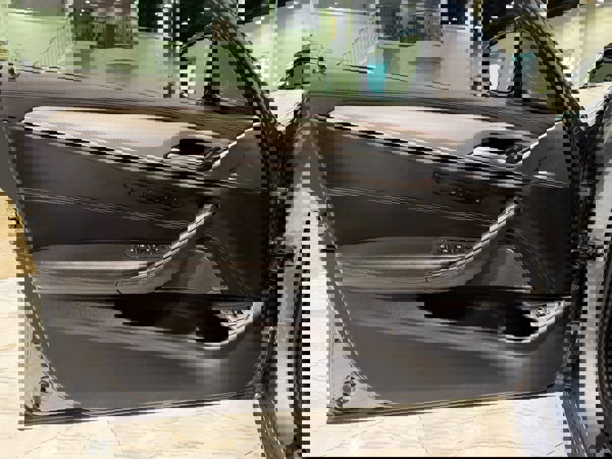 Used 2019 BMW M5 w/ Executive Package image 20