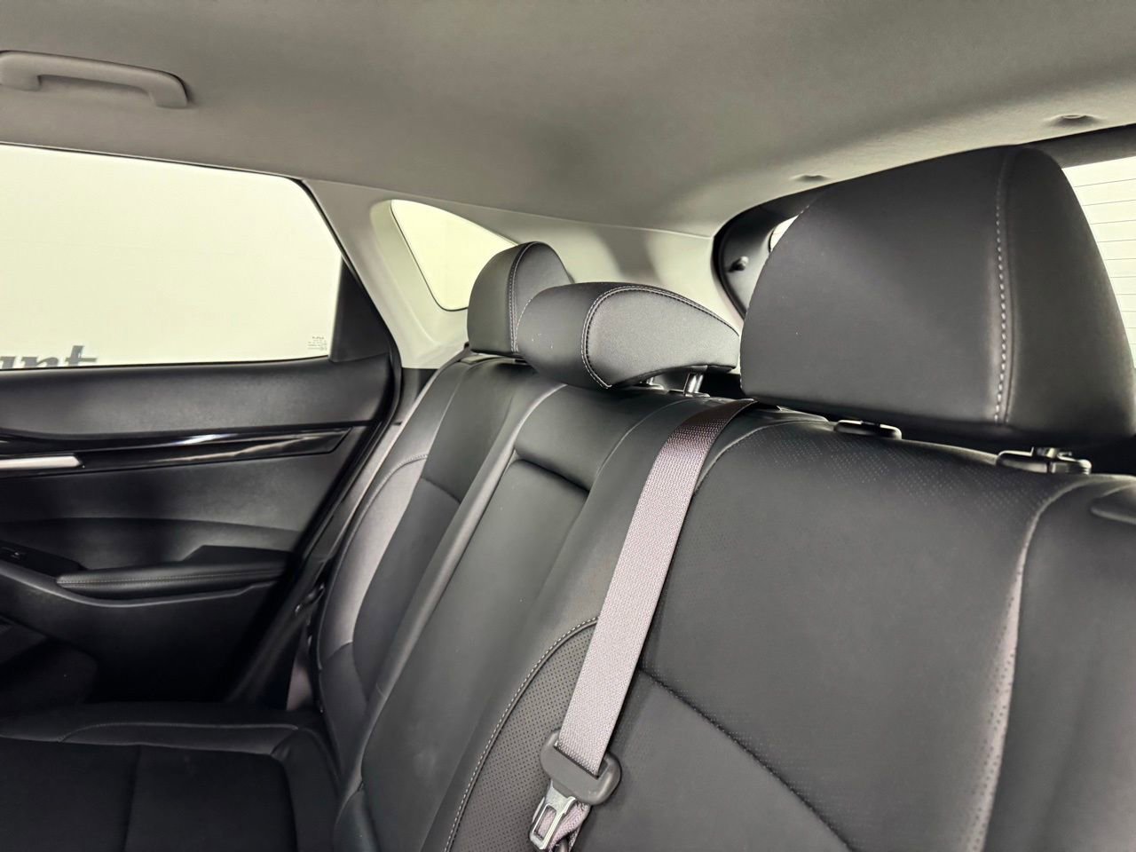 Used 2025 Kia Seltos EX image 27