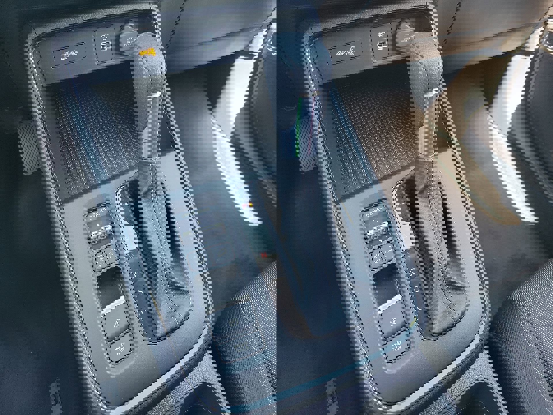 Used 2025 Honda CR-V LX image 27