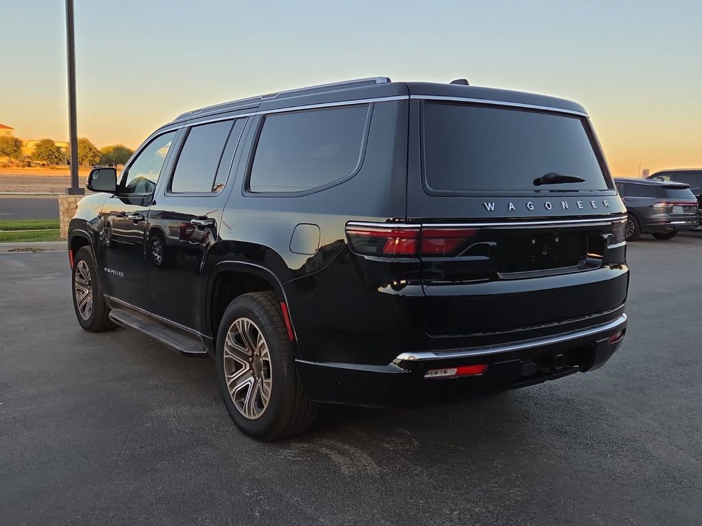 Used 2023 Jeep Wagoneer 2WD w/ Premium Group I image 3