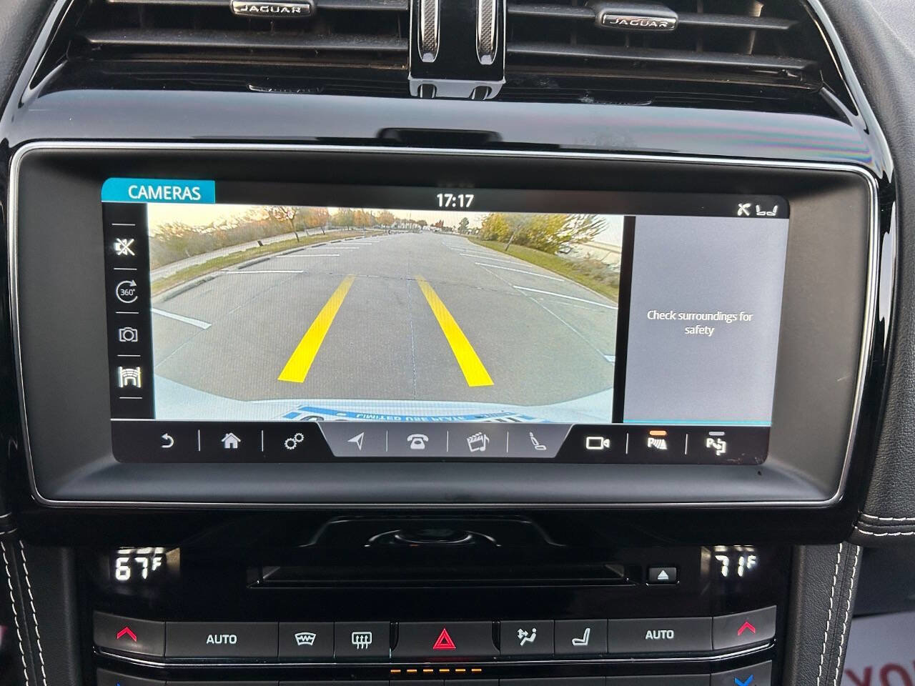 Used 2017 Jaguar F-PACE S image 22