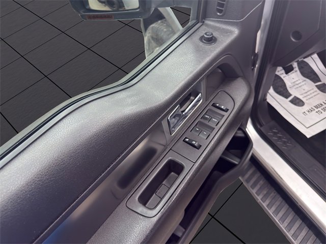 Used 2013 Ford F150 FX4 w/ Mid Equipment Group image 12