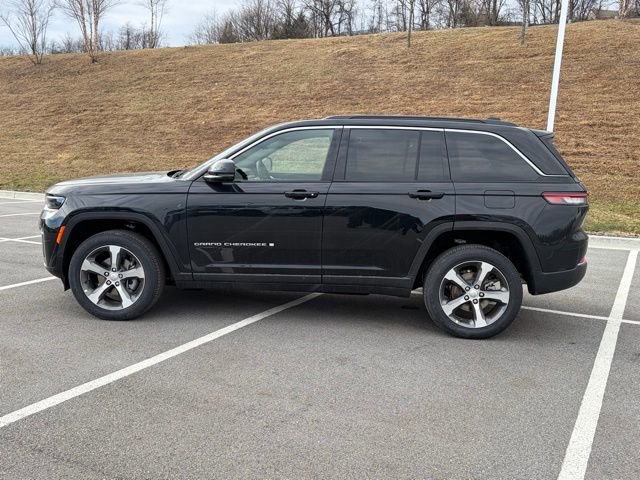 New 2026 Jeep Grand Cherokee Limited w/ Luxury Tech Group II image 4