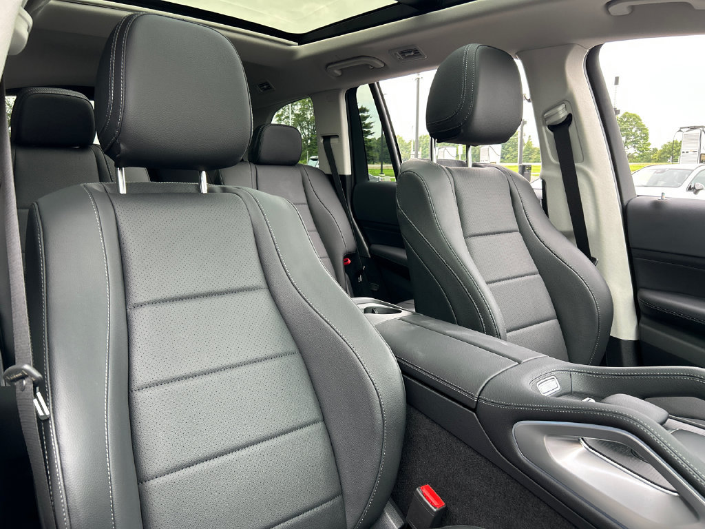 New 2026 Mercedes-Benz GLS 450 4MATIC image 29