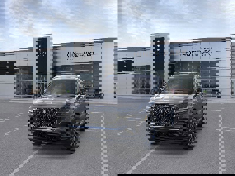 New 2026 Lincoln Aviator AWD image 2