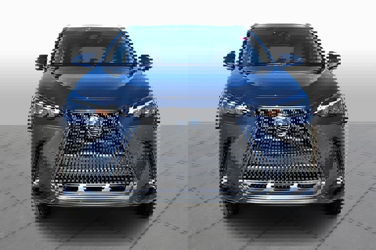 Certified 2025 Lexus NX 250 FWD w/ Premium Package image 3