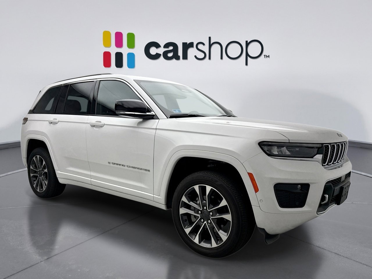 Used 2024 Jeep Grand Cherokee Overland w/ Trailer Tow Package image 7