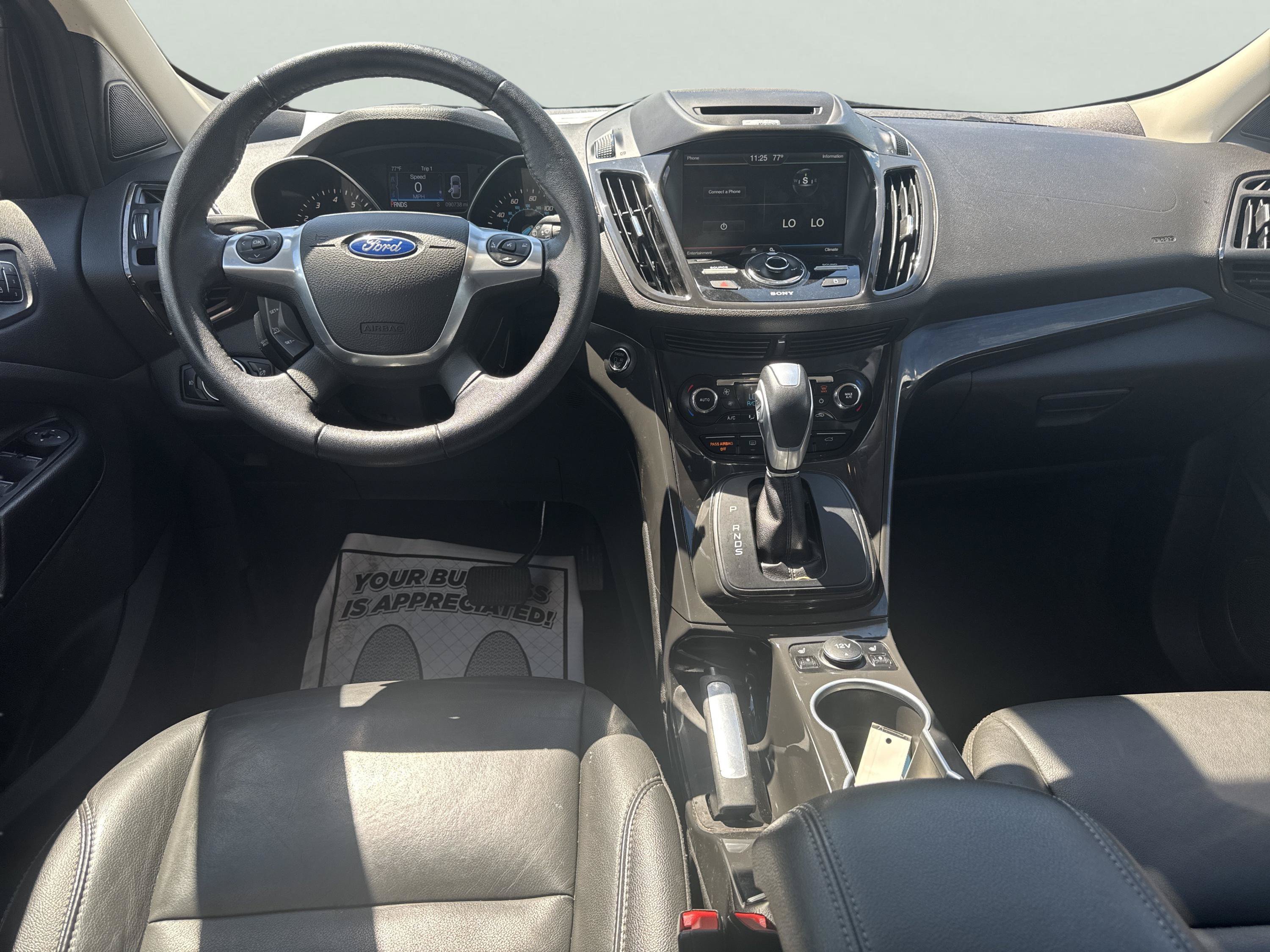 Used 2015 Ford Escape Titanium AWD/4WD image 24