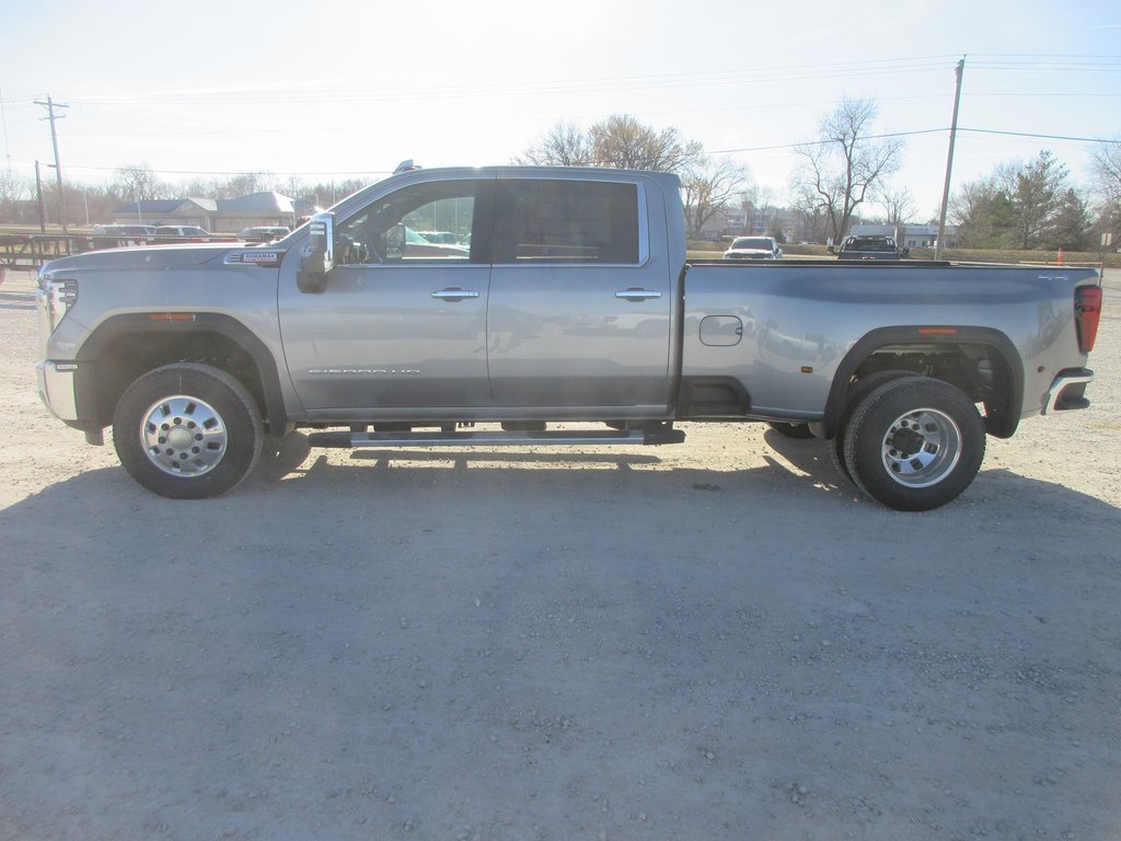 New 2026 GMC Sierra 3500 SLT w/ SLT Premium Package image 10