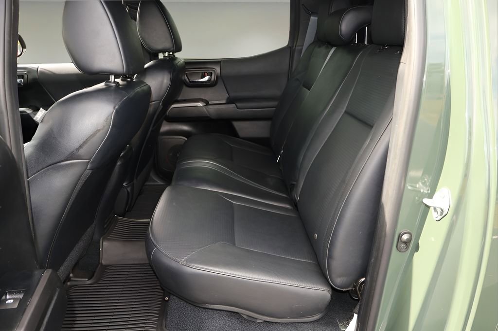 Certified 2021 Toyota Tacoma TRD Off-Road w/ TRD Premium Off Road Package image 12