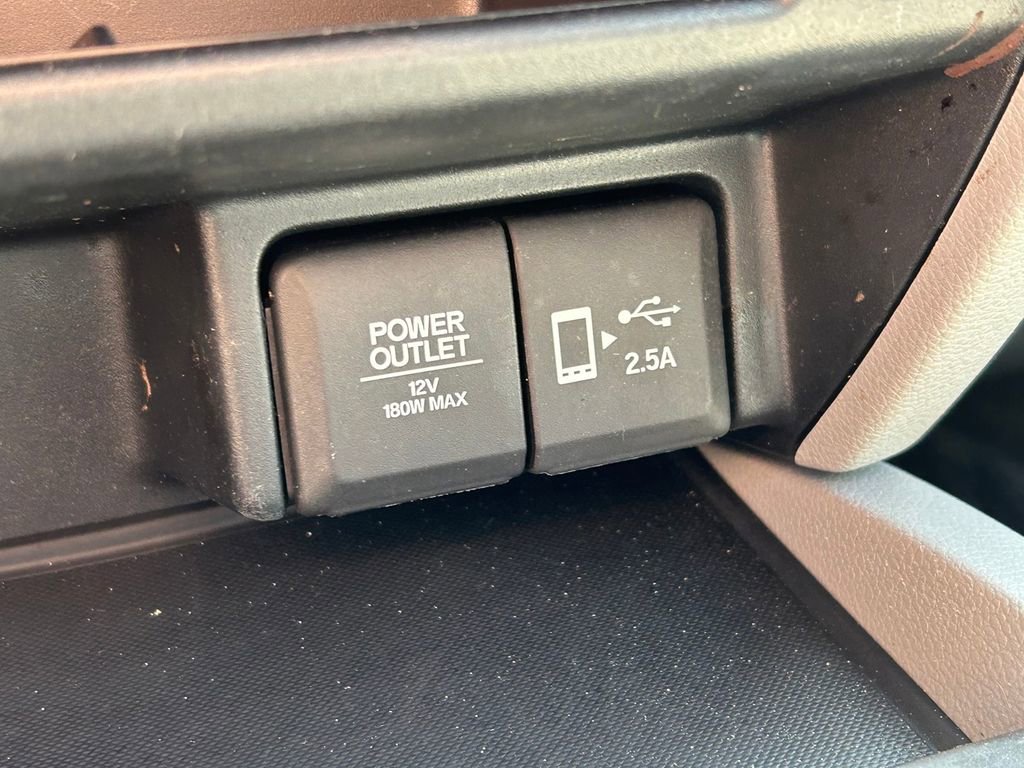 Used 2021 Honda Pilot EX image 29