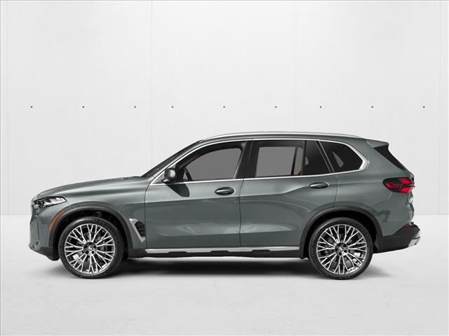 New 2025 BMW X5 M60i image 3