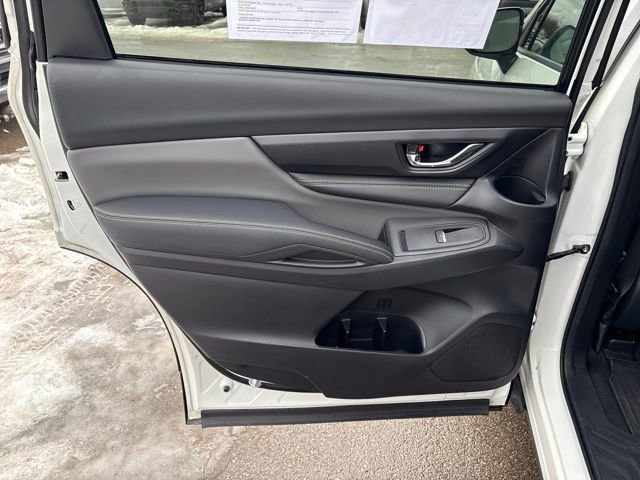 Used 2025 Subaru Ascent Onyx Edition image 7