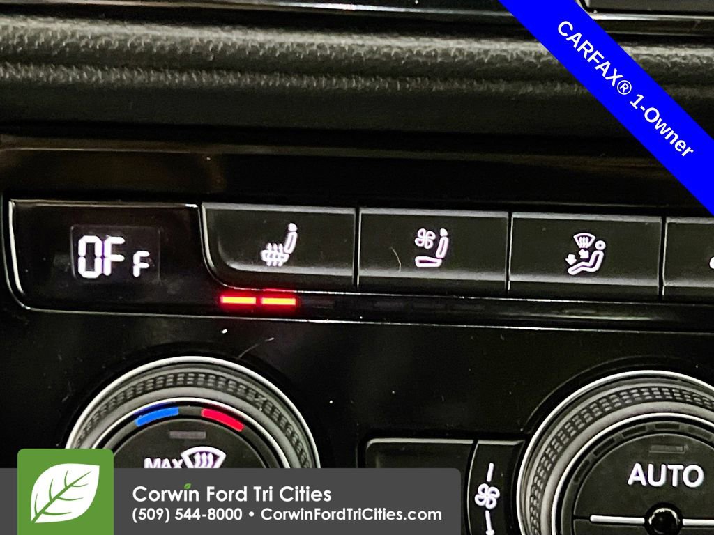 Used 2022 Volkswagen Taos SEL image 24