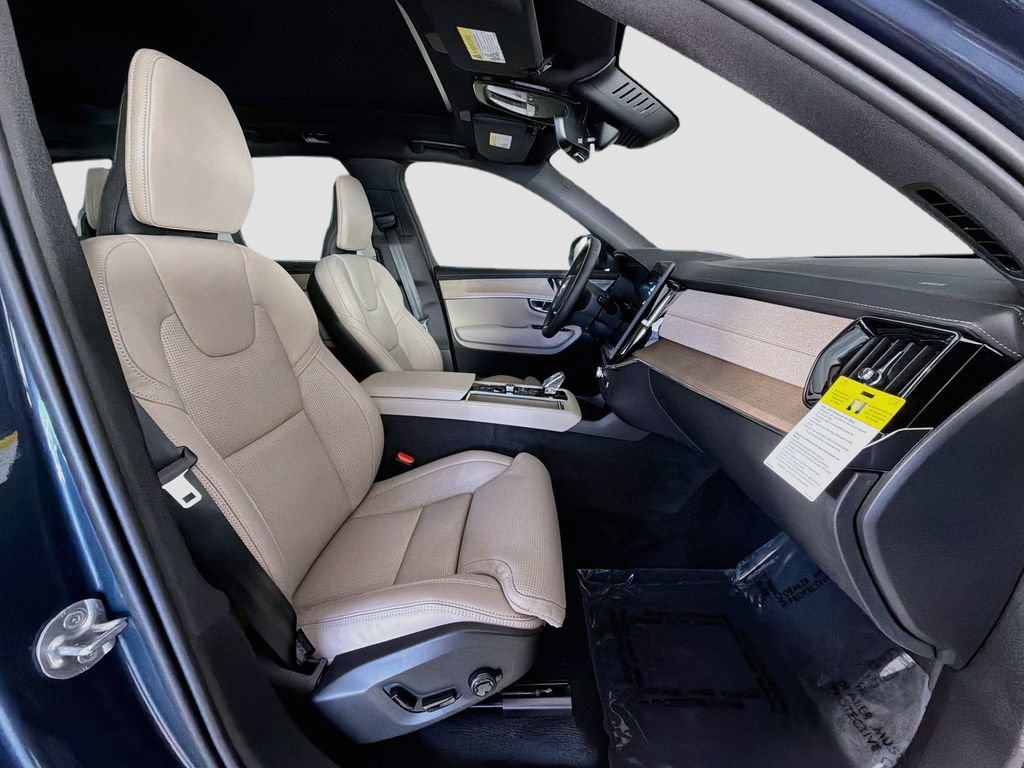 New 2026 Volvo XC90 T8 Ultra w/ Protection Package AWD/4WD image 31