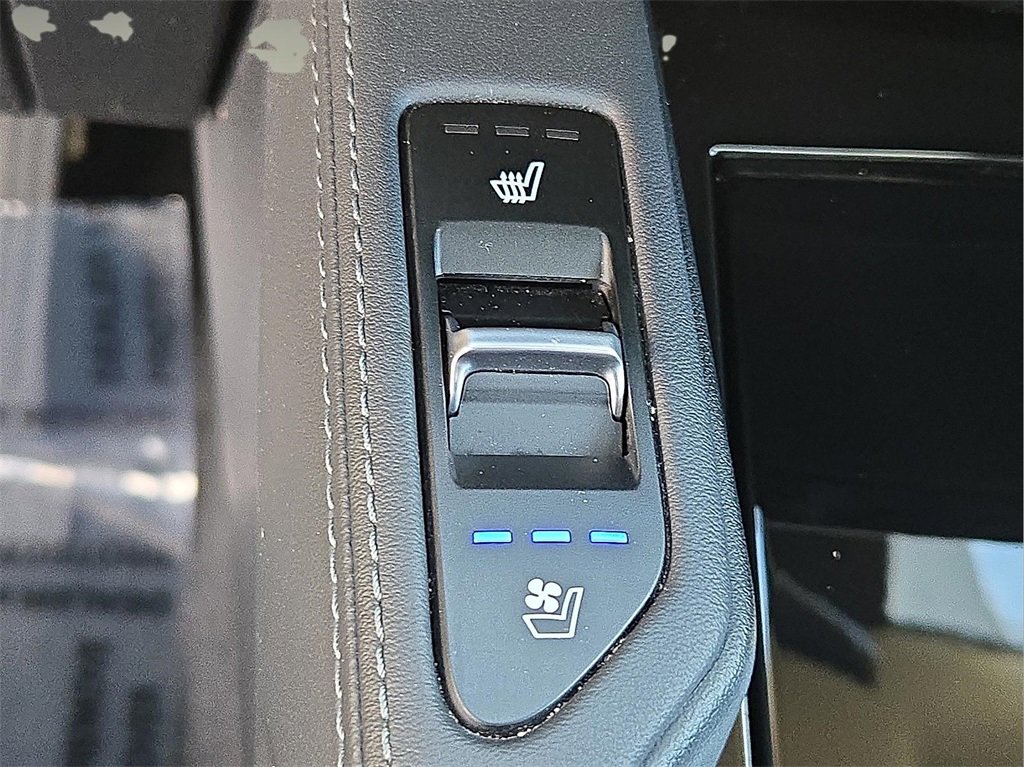 Used 2021 Kia Telluride EX image 27