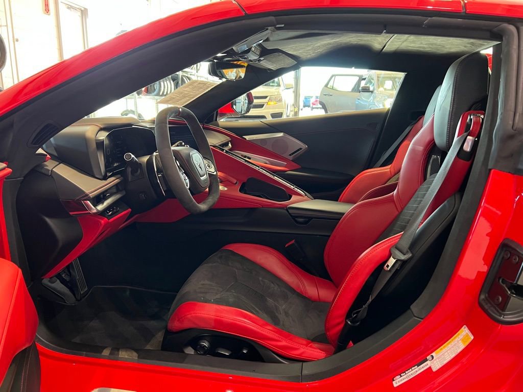 Used 2023 Chevrolet Corvette Stingray Premium Conv w/ Z51 Performance Package image 14