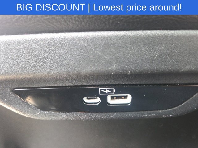 Used 2022 Chrysler Pacifica Touring-L FWD image 23