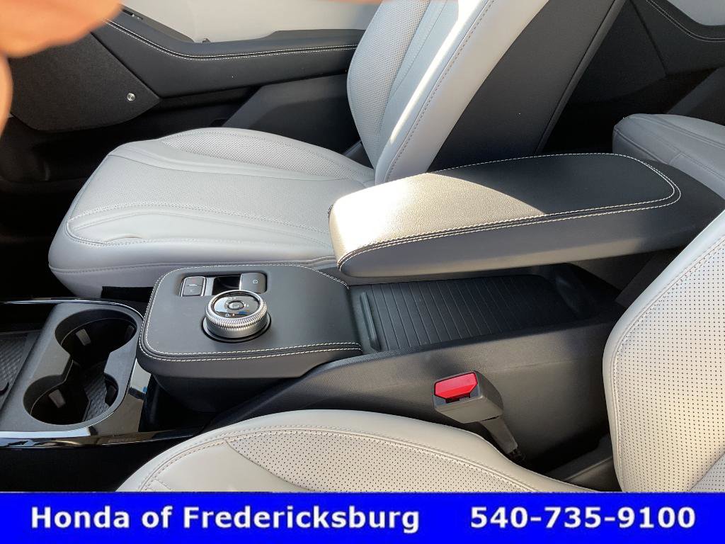 Used 2024 Ford Mustang Mach-E Premium AWD/4WD image 42