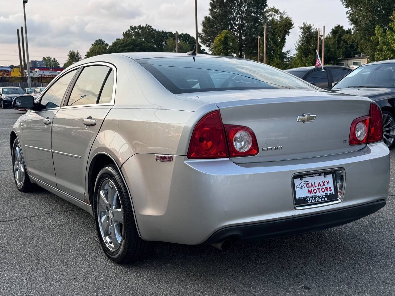 Used 2008 Chevrolet Malibu LT w/ Power Convenience Package FWD image 5