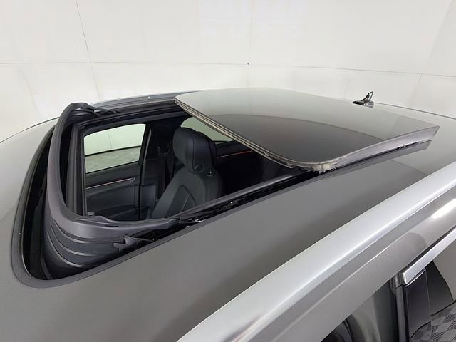 Used 2022 Audi Q3 2.0T Premium Plus w/ Premium Plus Package image 11