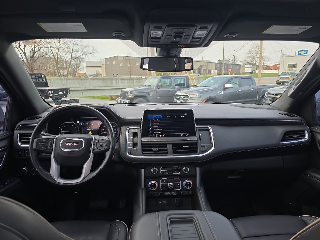 Used 2021 GMC Yukon SLT w/ SLT Premium Package image 21