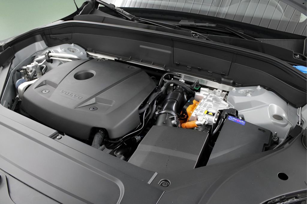 New 2025 Volvo XC90 T8 Plus w/ Protection Package Premier image 35