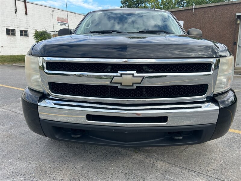 Used 2011 Chevrolet Silverado 1500 LT RWD image 5