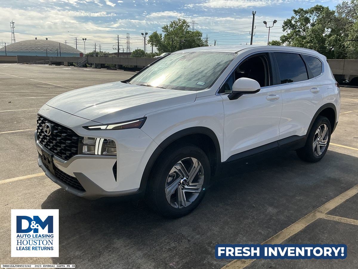 Used 2023 Hyundai Santa Fe SE w/ Cargo Package image 2