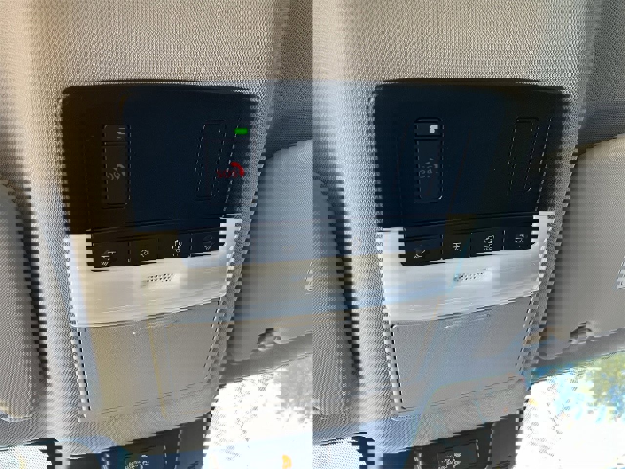 Certified 2023 Nissan Rogue SV image 19