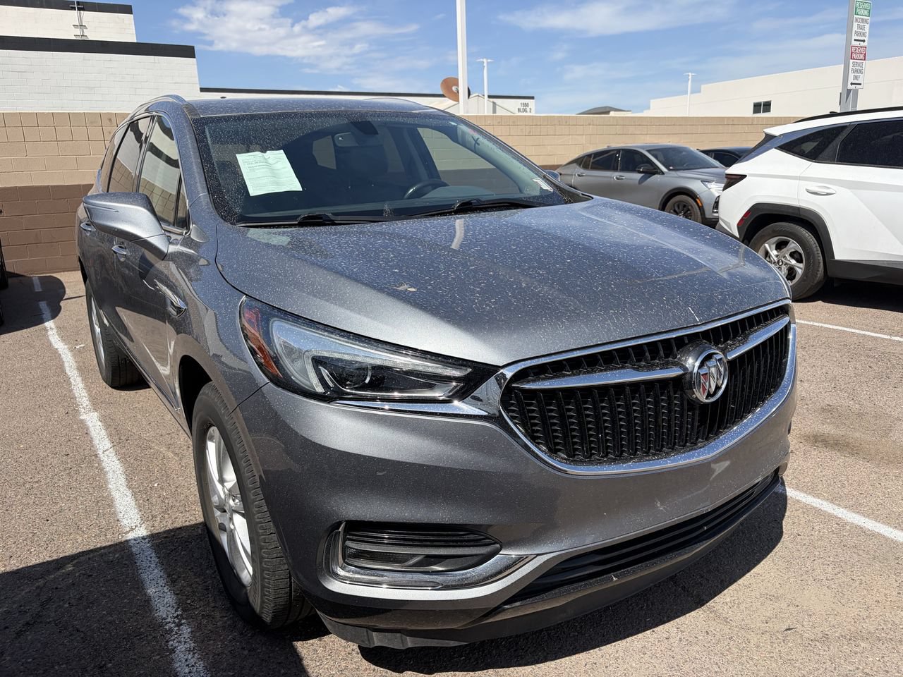 Used 2019 Buick Enclave Essence FWD image 2