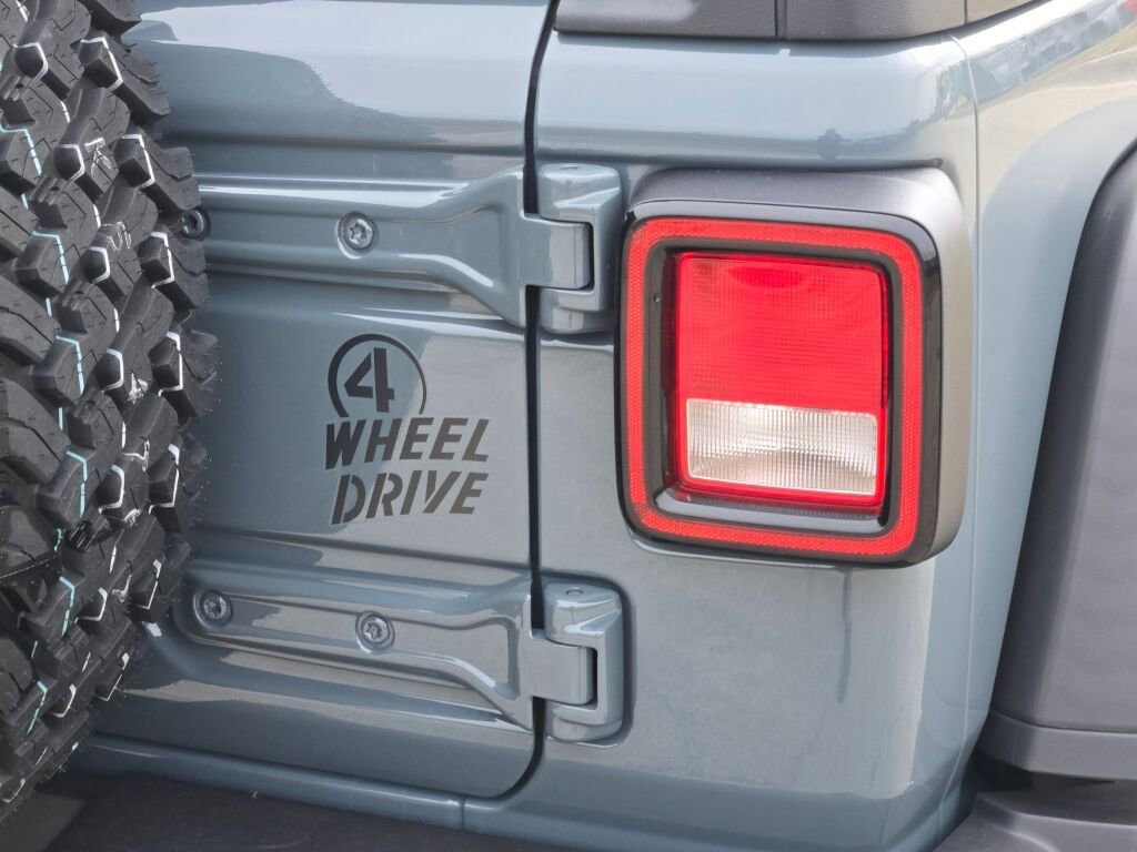 Used 2025 Jeep Wrangler Unlimited Sport S 4xe image 11