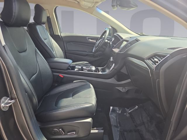 Used 2019 Ford Edge Titanium AWD/4WD image 17