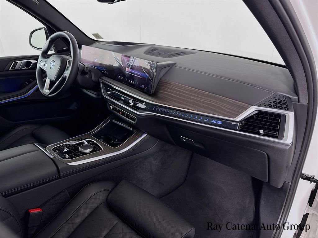 Certified 2024 BMW X5 xDrive50e w/ Premium Package image 31