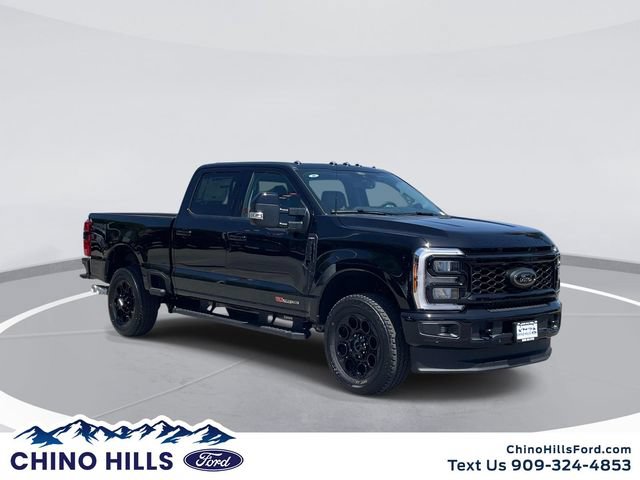 New 2026 Ford F350 Lariat w/ Black Appearance Package