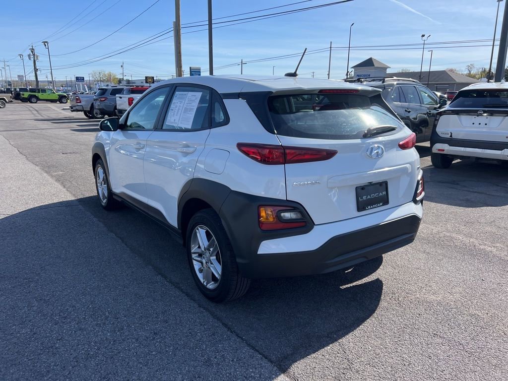Used 2021 Hyundai Kona SE AWD/4WD image 3