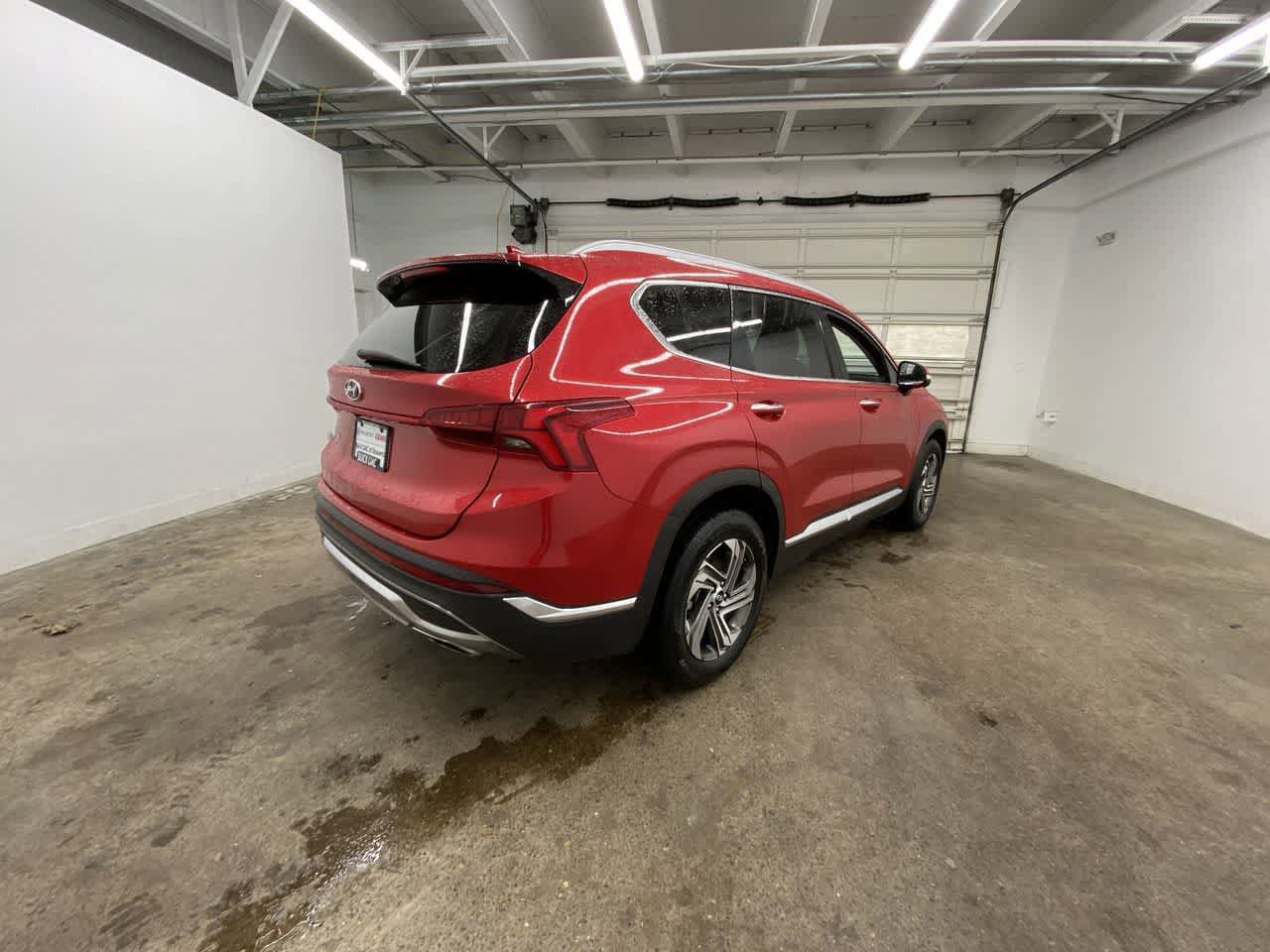 Used 2023 Hyundai Santa Fe SEL w/ Premium Package image 6